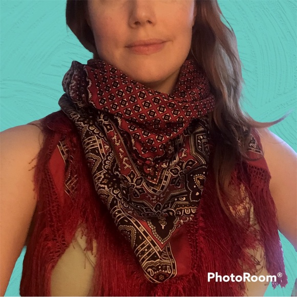 silky satin & long fringe BIG square scarf - Picture 3 of 8